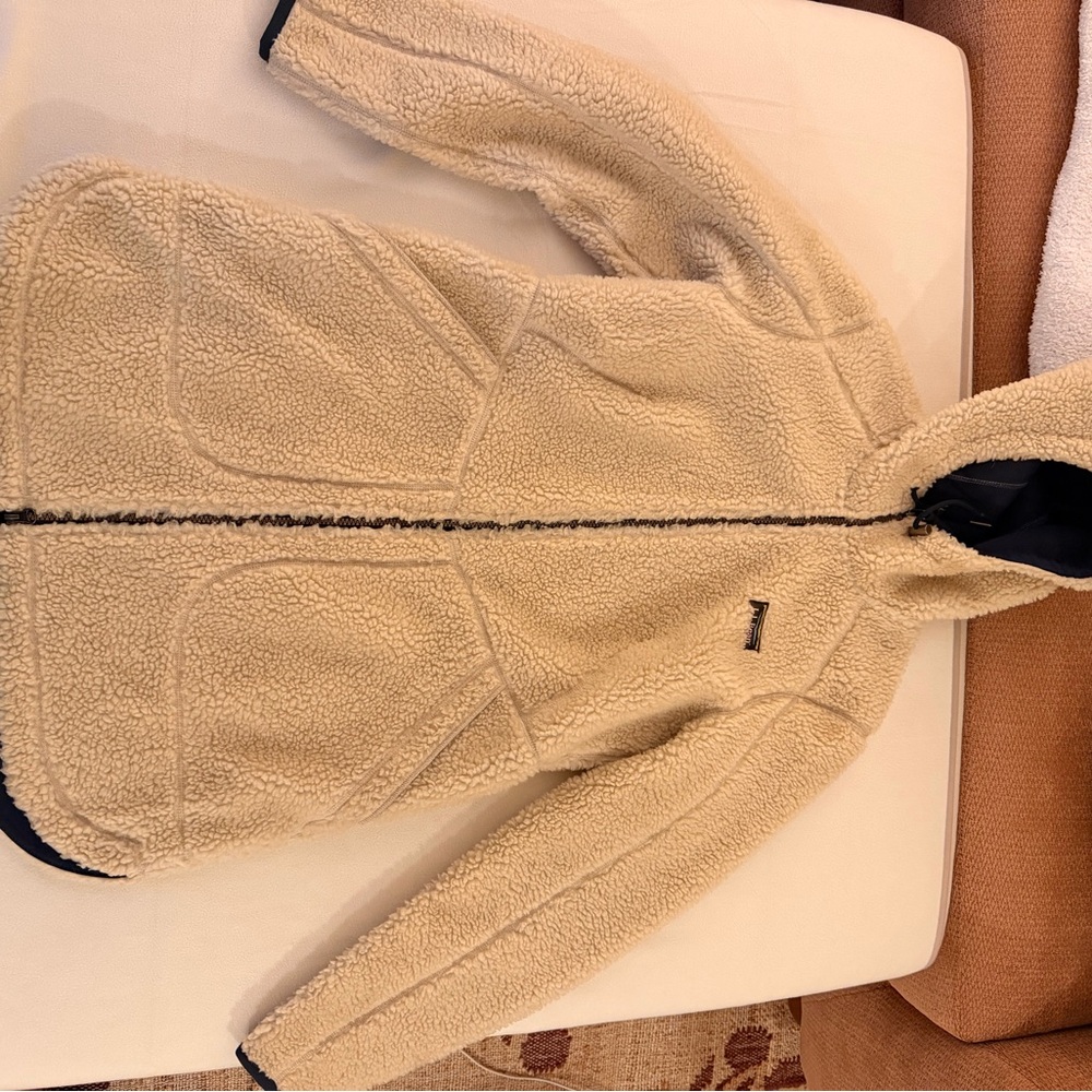 LL bean Cozy Cream Sherpa Jacket